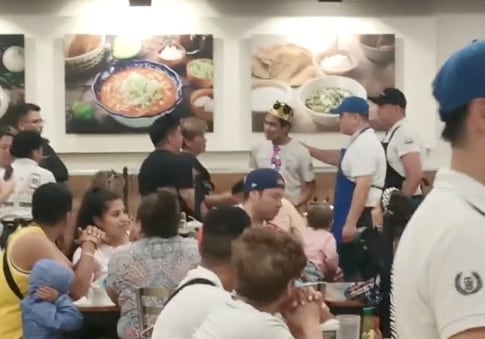 Lo dejan plantado en su cumpleaños en la Casa de Toño