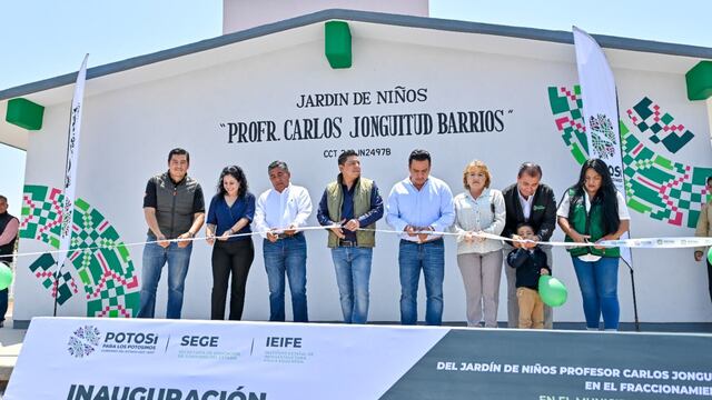 Ricardo Gallardo inaugura jardín de niños