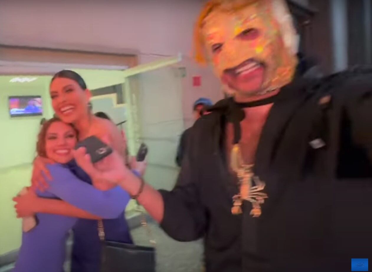 Escorpión Dorado y Kristal Silva