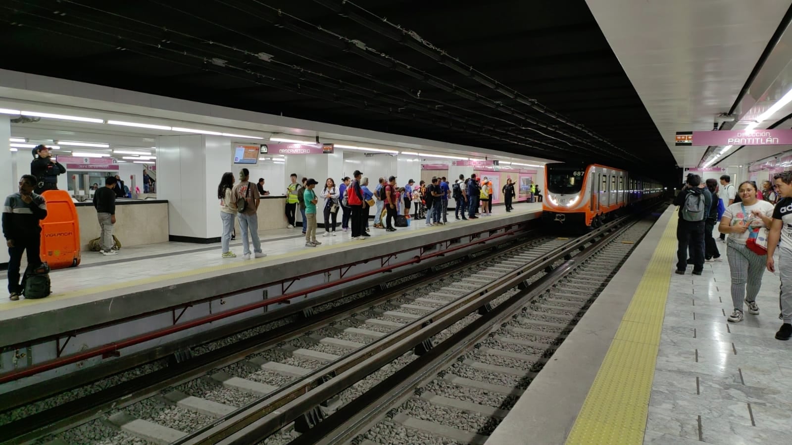 Metro CDMX, Nueva Línea 1: Abrió sus puertas el nuevo tramo, mas presentó su primer percance