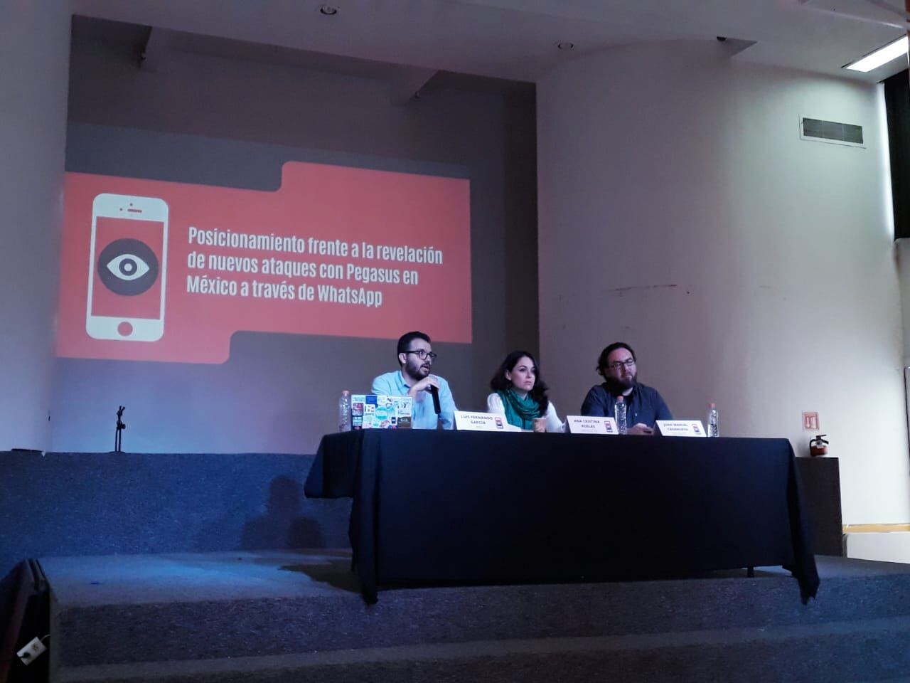 Conferencia de prensa sobre Pegasus.