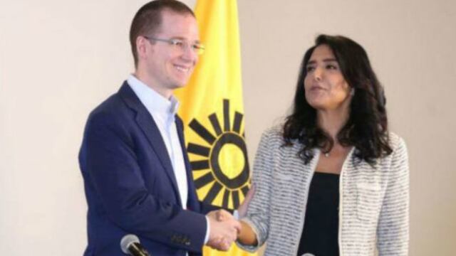 A las alianzas parece que ya se las cargó el payaso.