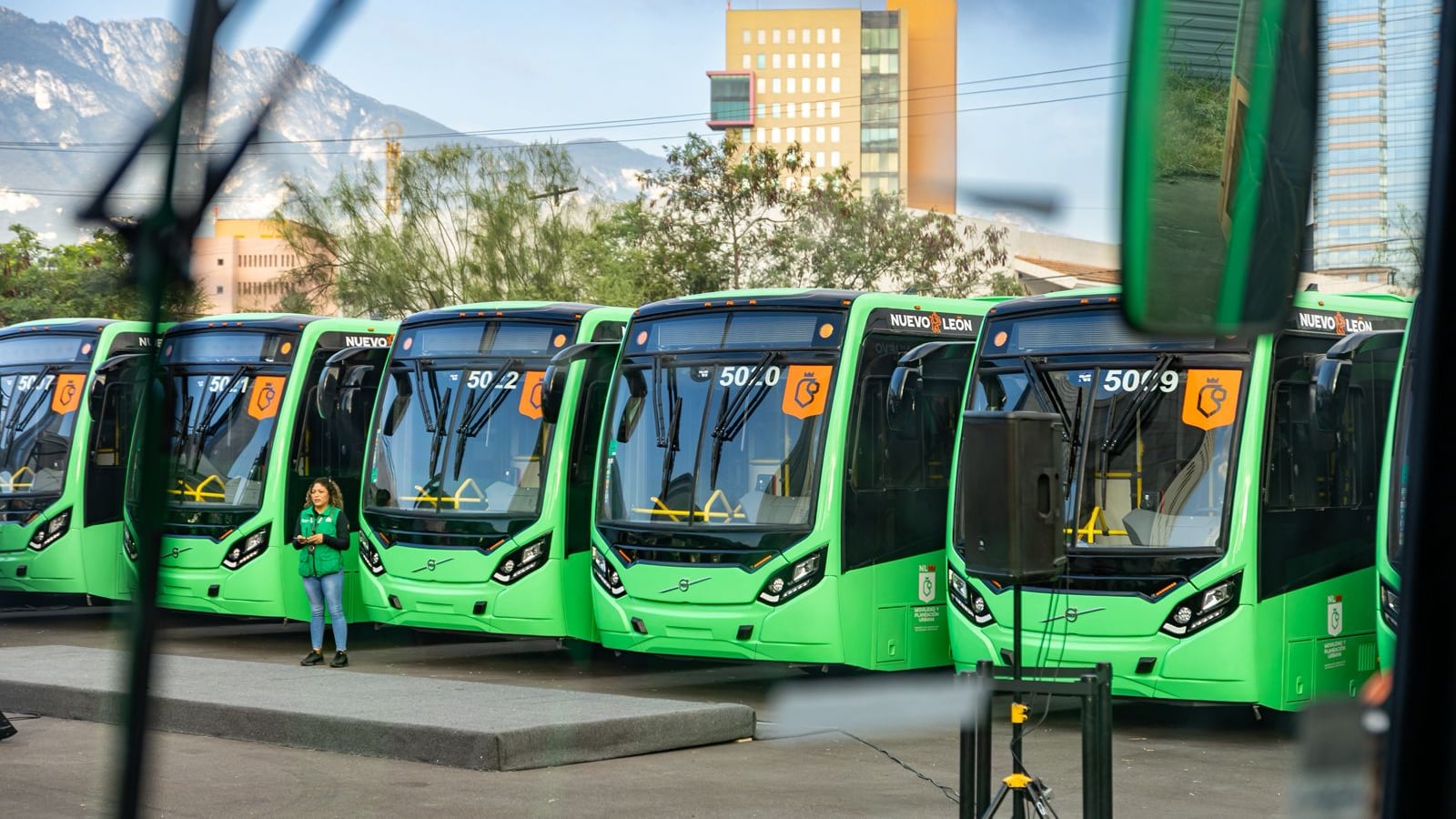 Nuevo León se coloca a la vanguardia en el transporte de pasajeros