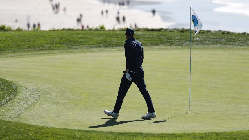 Jordan Spieth y Justin Thomas ganan show nocturno de golf