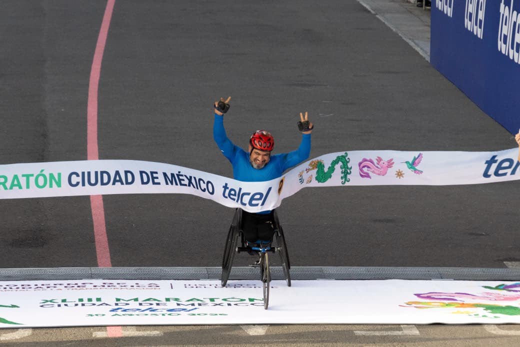 Gonzalo Valdovinos, ganador Maratón CDMX varonil en silla de ruedas