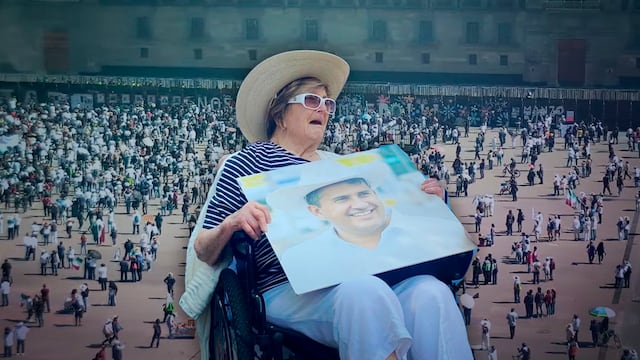 Abuelita de Carlos Manzo en marcha de la Generación Z