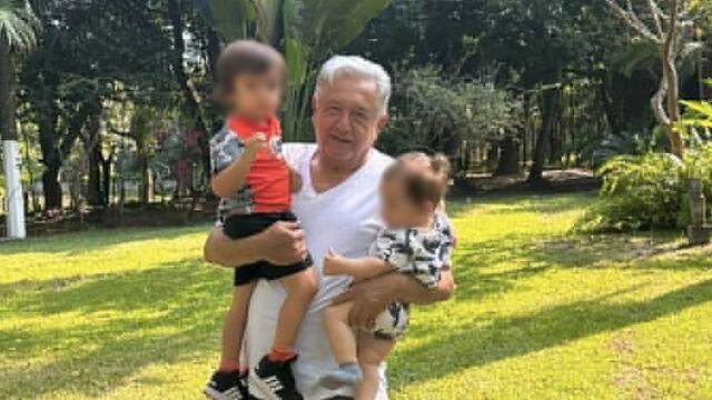 El presidente AMLO presume a sus nietos un día antes de su cumpleaños