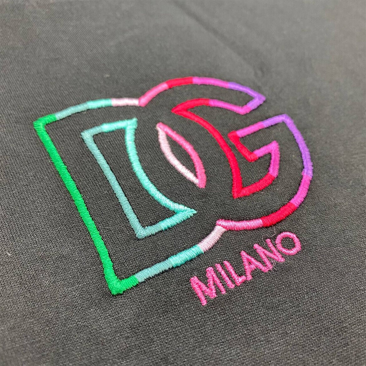 Playera Dolce & Gabbana de Néstor Isidro Pérez Salas