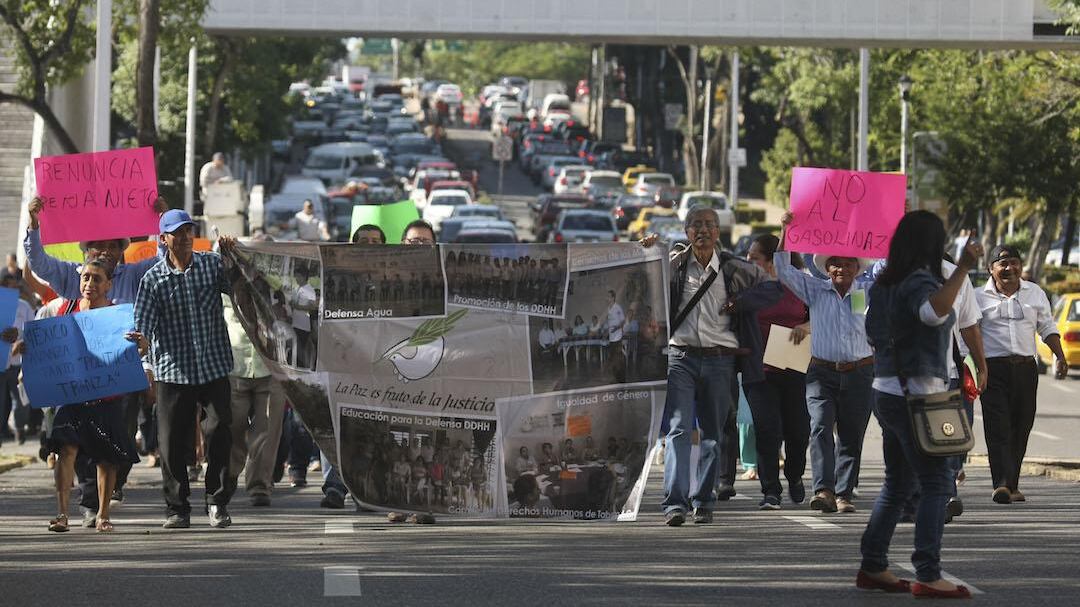 Morena en Tabasco busca castigar hasta con 13 años de prisión a quien proteste en vías públicas