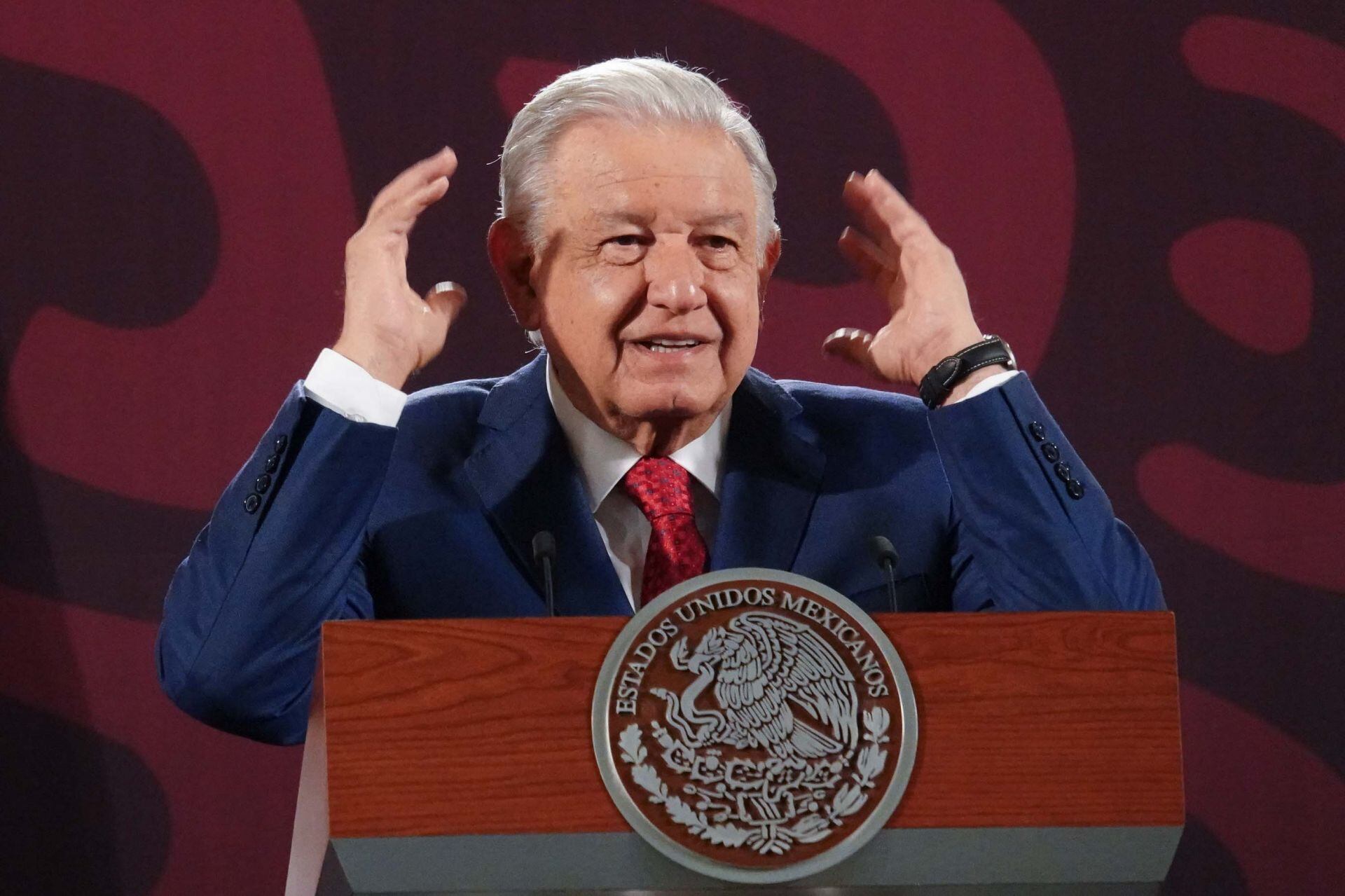 Tim Golden envía carta a AMLO donde reconoce que no se encontraron pruebas de supuesto vínculo con el narcotráfico