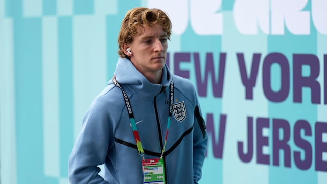 Anthony Gordon es un futbolista se la selección de Inglaterra