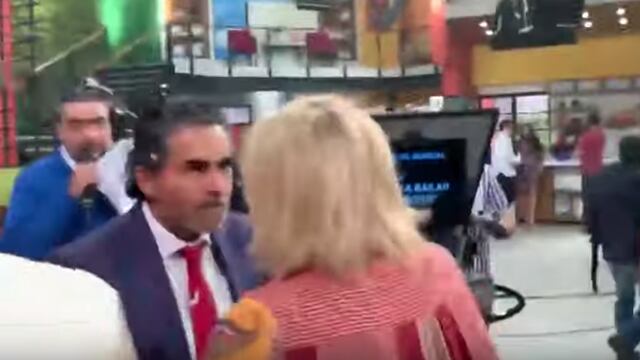 Raúl Araiza le pega de gritos a Magda Rodríguez