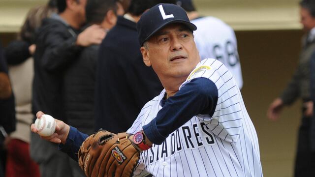 Manlio Fabio Beltrones durante un partido amistoso entre los poderes Legislativo y Ejecutivo, el pasado 5 de diciembre.