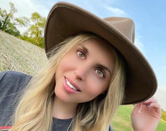 Firerose, novia de Billy Ray Cyrus