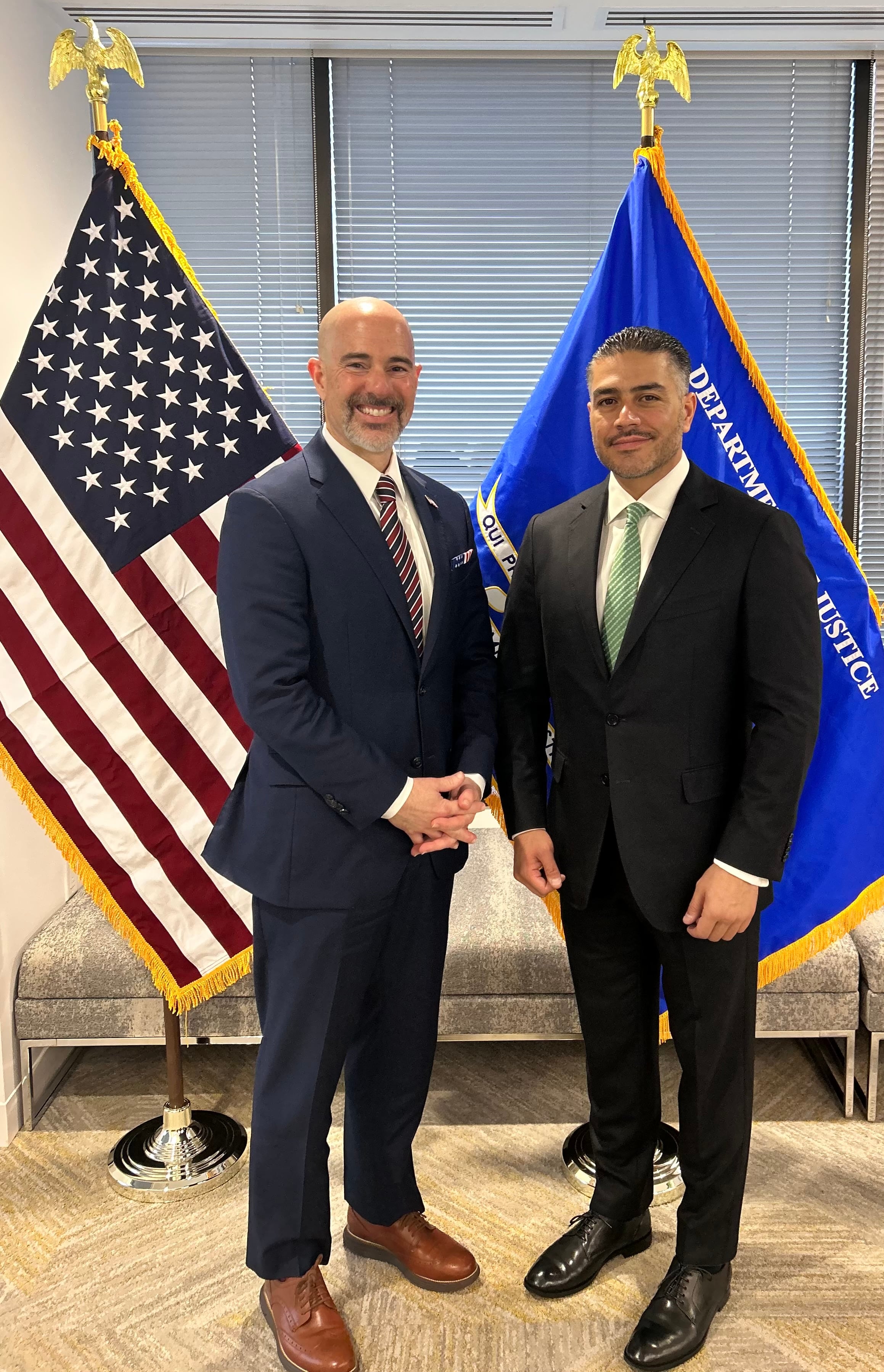 México y DEA dialogan sobre narcotráfico y armas