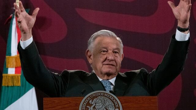 AMLO respalda a Ernestina Godoy tras rechazo a su ratificación