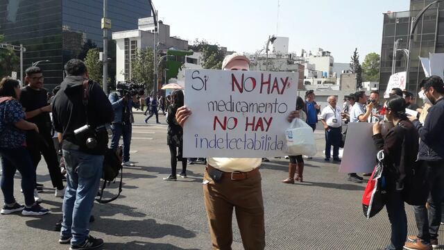 Protestan pacientes con VIH