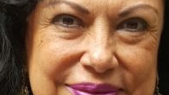 Libros de ayer y hoy. De un aprendiz de canciller a una cónsul con experiencia periodística