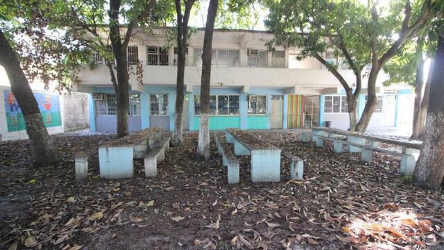 Escuelas de Acapulco no han iniciado con reconstrucción