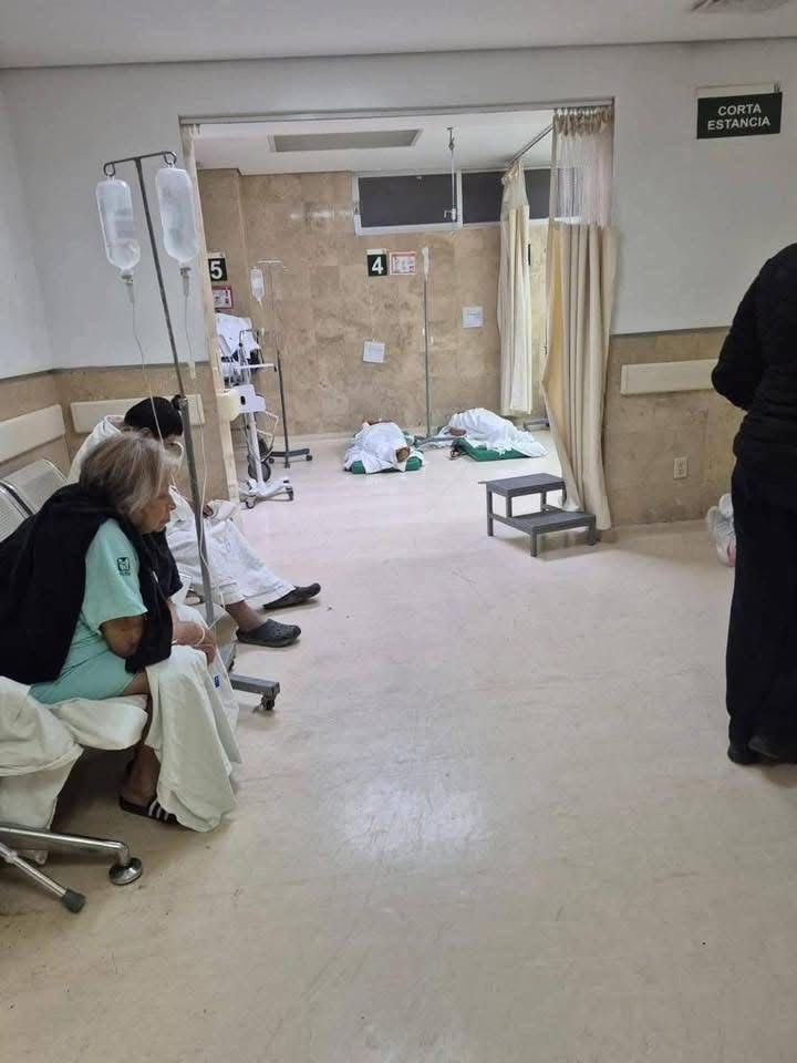 Pacientes en clínica 15 del IMSS Tehuacán