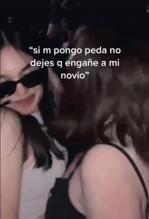 Pacto de amigas para no ser infieles