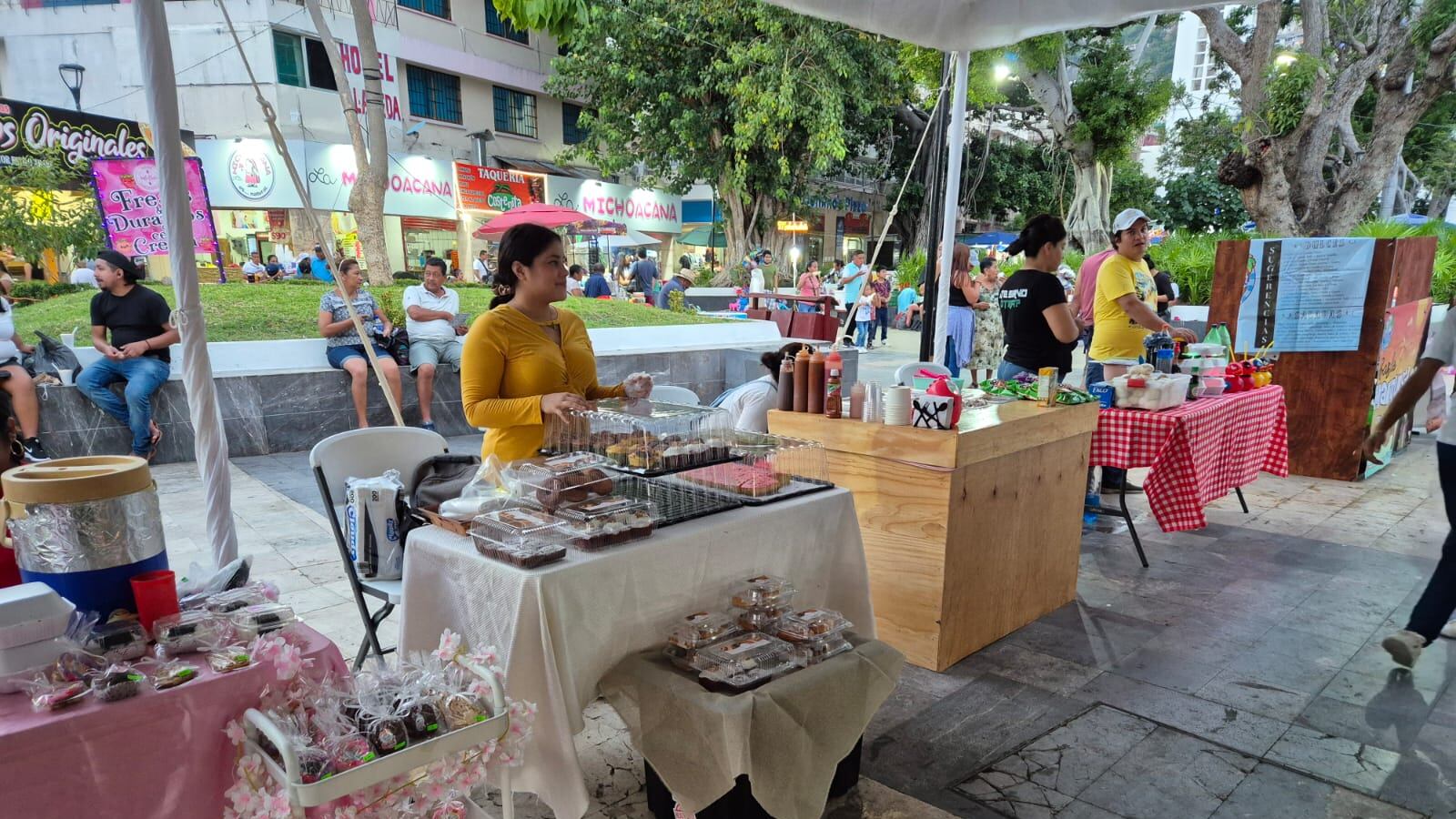 Acapulco: Abelina López Rodríguez encabeza primera edición de Mercado Joven en 2025