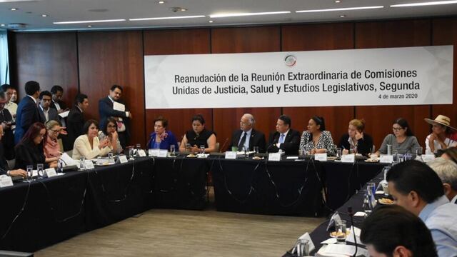 Reunión de las comisiones unidas del Senado.