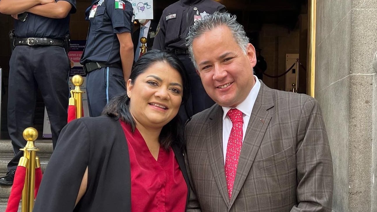 Úrsula Patricia Salazar, sobrina de AMLO, aparece a lado de Santiago Nieto