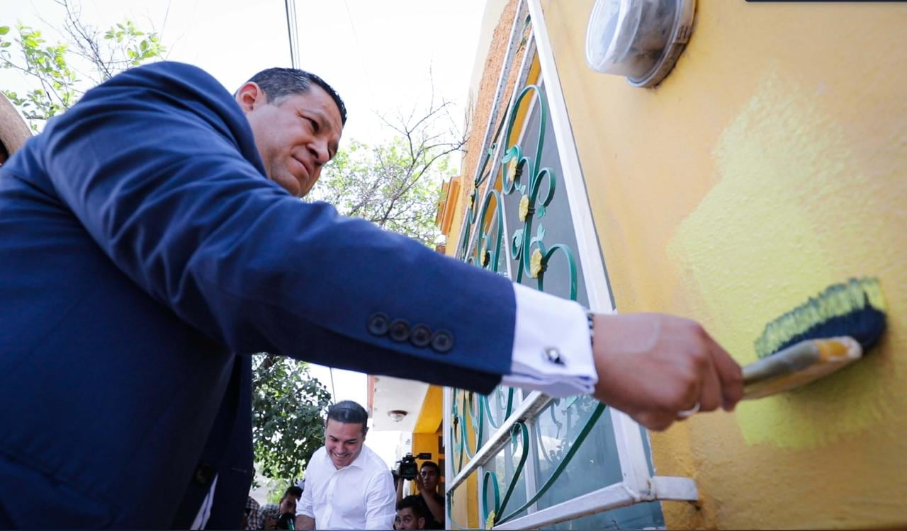 Diego Sinhue Rodríguez entrega apoyos a productores agrícolas en Guanajuato