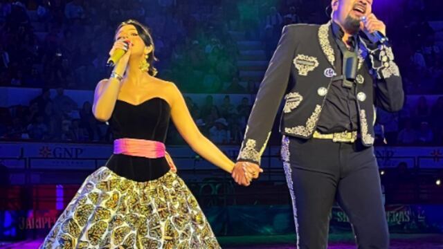 Angela Aguilar y Pepe Aguilar: Jaripeo Sin Fronteras