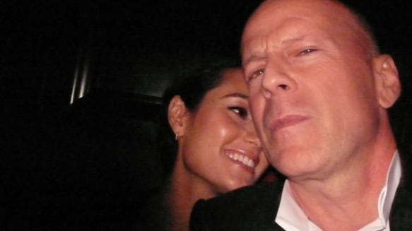 Bruce Willis y Emma Heming celebraron 17 años juntos con tierna foto para cerrar el 2024