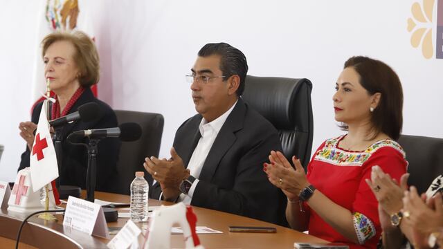 Sergio Salomón encabeza inicio de colecta de Cruz Roja