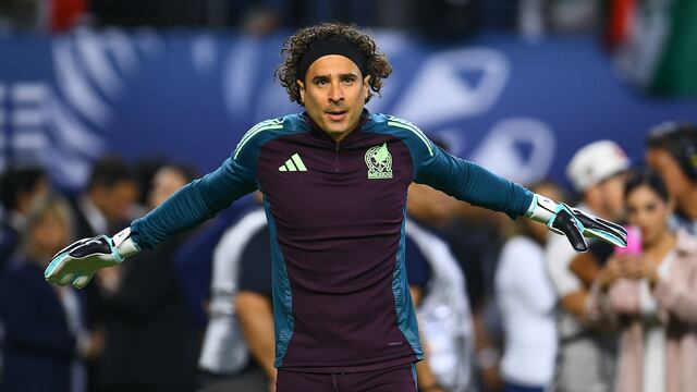 Memo Ochoa advierte que quiere su sexto Mundial al ser presentado con el AVS de Portugal