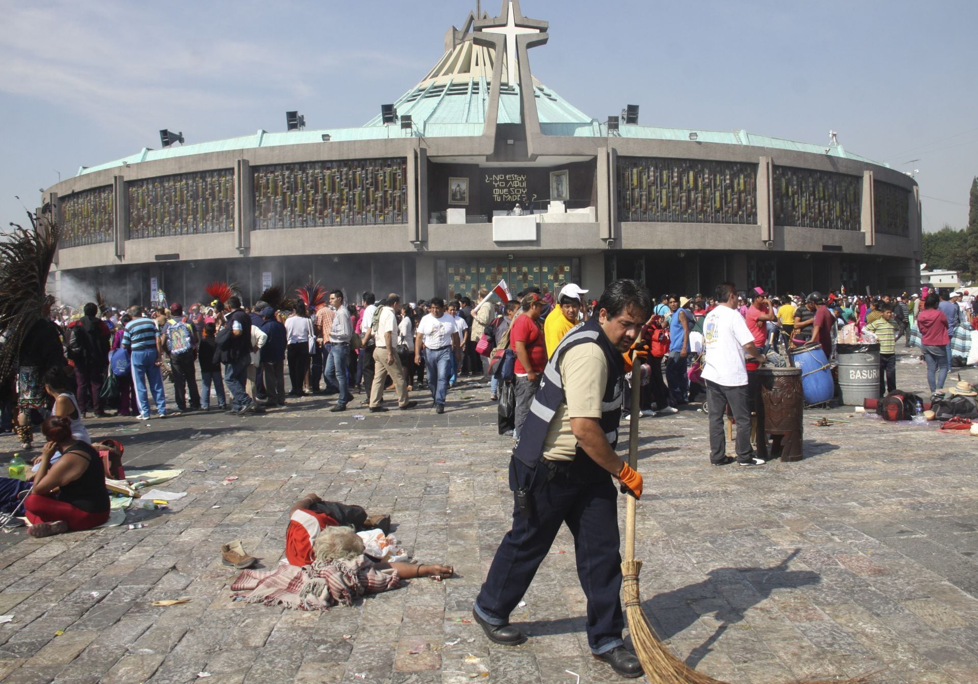 Más de 1000 toneladas de basura tras peregrinación del Día de la Virgen