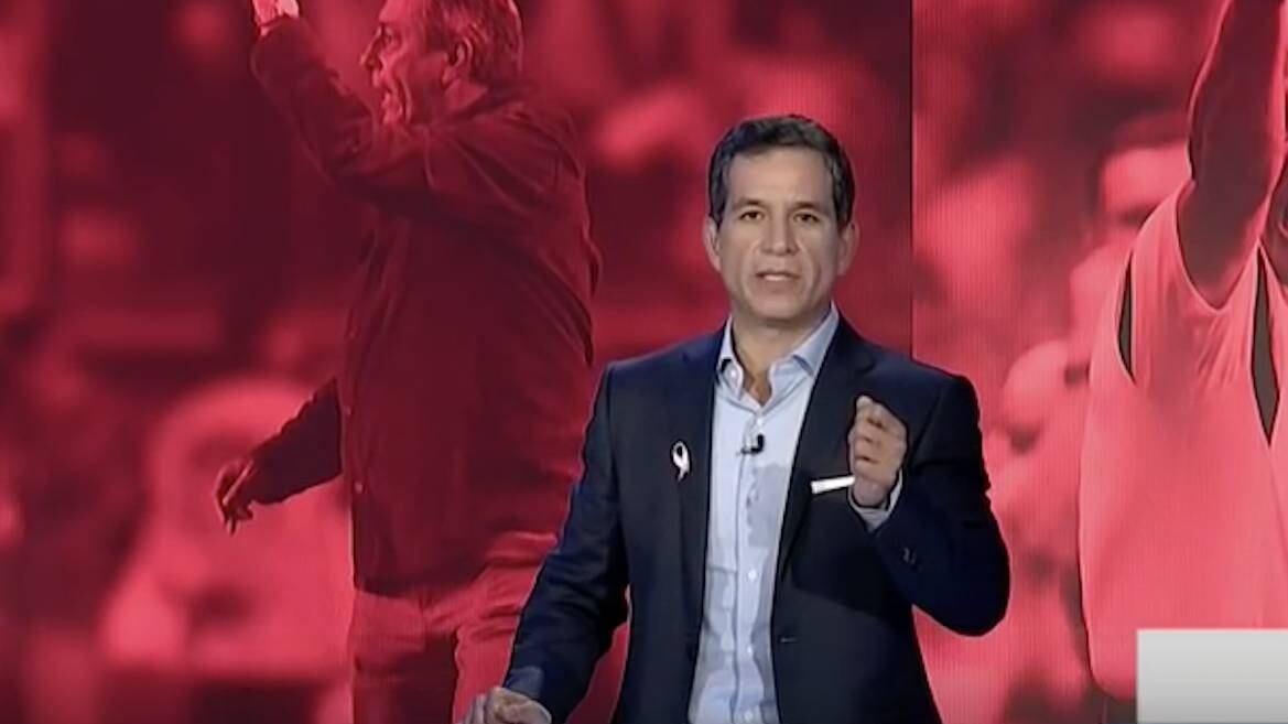Clausuran temporalmente ‘TVNotas’ por usar imagen de Javier Alarcón