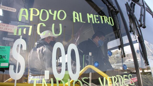 Camión en apoyo al Metro CDMX