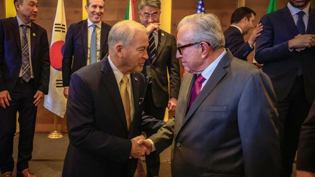 Rubén Rocha concreta contratos con Transition Industries LLC