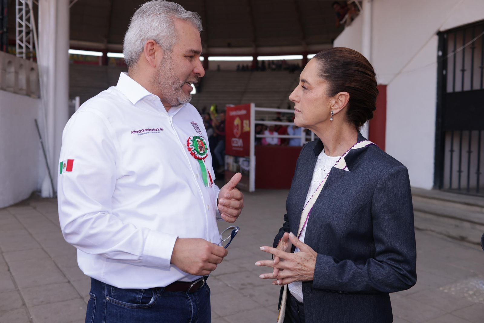 Michoacán impulsa educación e infraestructura con Sheinbaum y Bedolla: teleféricos y pagos puntuales a docentes