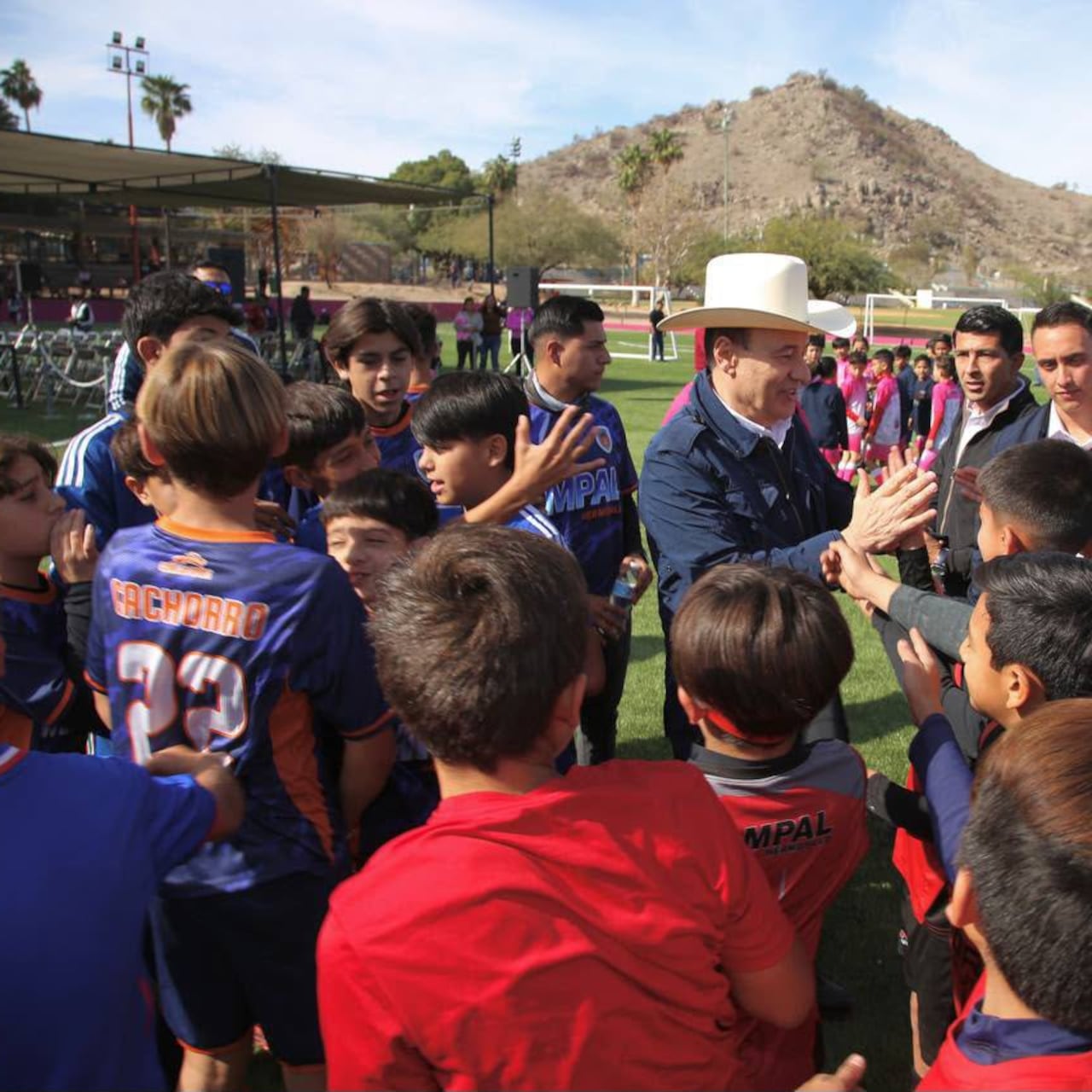 Alfonso Durazo abre puertas al fútbol profesional con visorias para jóvenes sonorenses