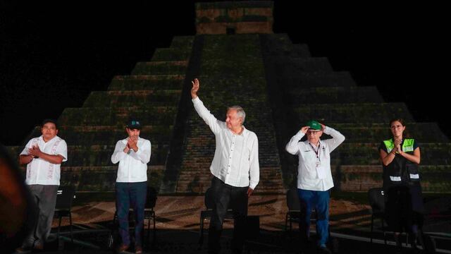 Andrés Manuel López Obrador, presidente Constitucional de los Estados Unidos Mexicanos en Chichén Itzá