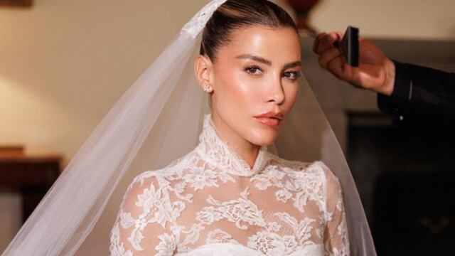 Michelle Salas con vestido de novia