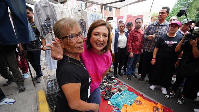 Xóchitl Gálvez visitó Tepito en CDMX