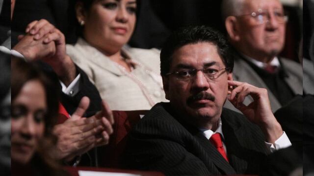 En un video subido a Youtube, se esucha al exgobernador hablar con el empresario Hugo Scherer de cómo acomodarán a los candidatos de diferentes partidos políticos.