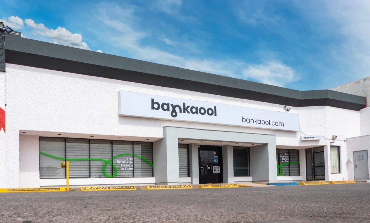 Bankaool anuncia segunda fase de expansión.