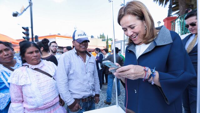 Recolecta de firmas de Margarita Zavala. Quejas por app de INE.