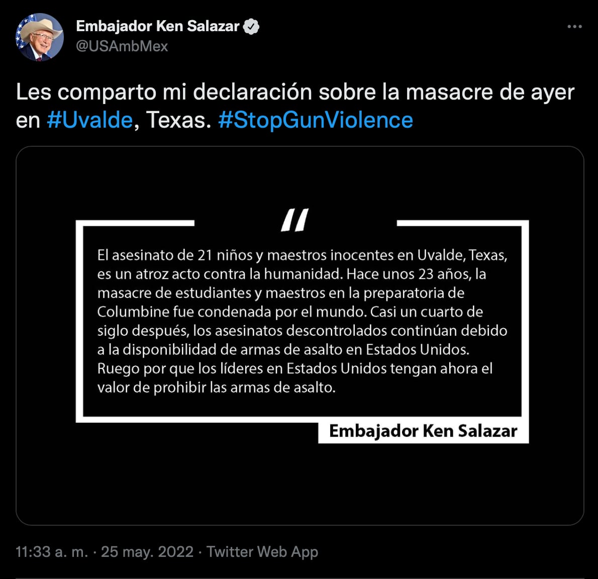 Ken Salazar pide prohibir armas de asalto en Estados Unidos