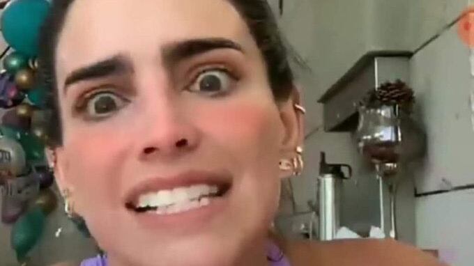 Inmortalizan a Bárbara de Regil y su "plátano sin carbohidratos" con memes