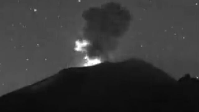 ¿Qué pasa con el Volcán Popocatépetl hoy 30 de octubre? Intensa fumarola se vio desde Tlamacas esta noche