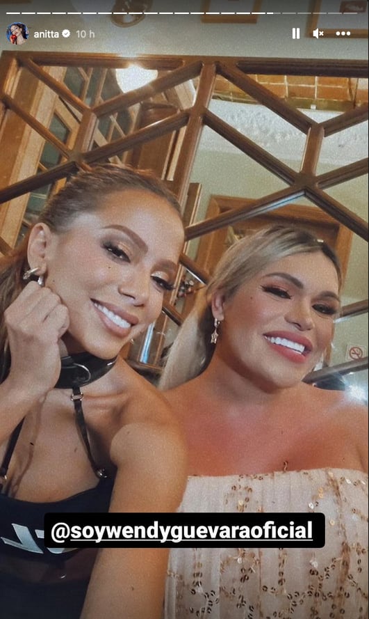 Anitta comparte su fotografía con Wendy Guevara.