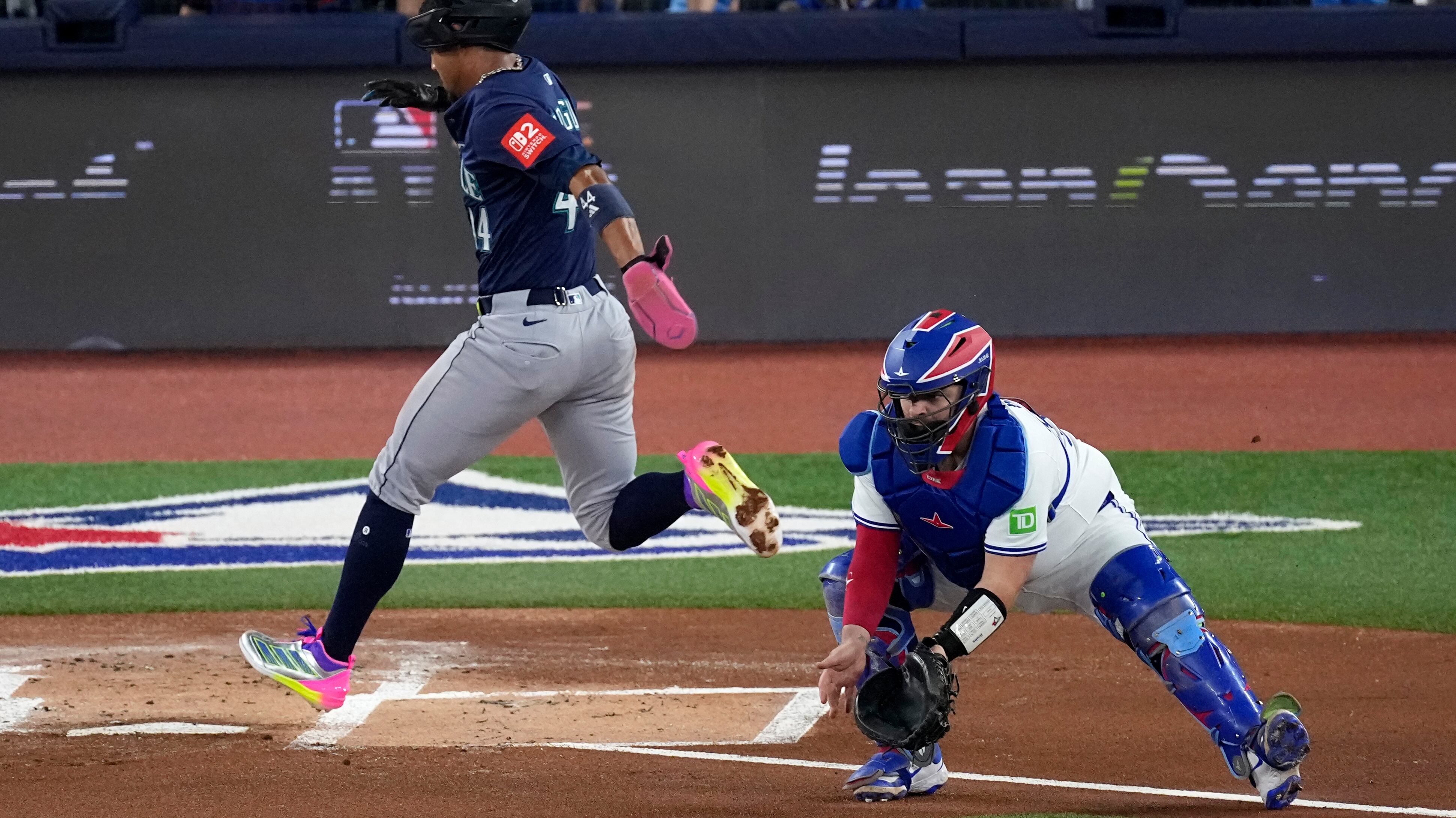 ¿Quién es Alejandro Kirk? El catcher de Blue Jays que podría hacer historia para México en la Serie Mundial 2025